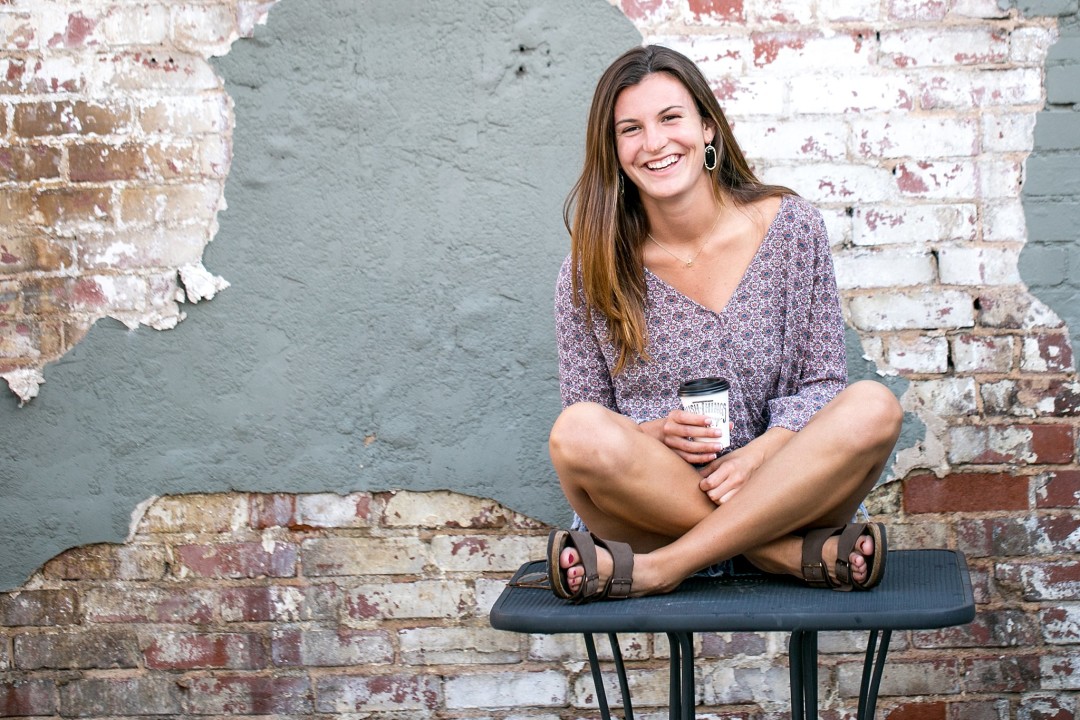 tulsa senior photographer, coffee, glasses, natural pose, smile